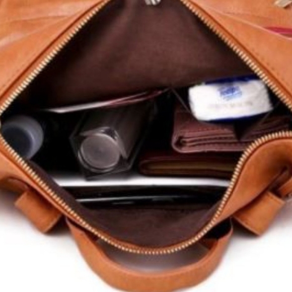 New Brown Soft Vegan Leather Tote Bag or Purse NWT - Picture 2 of 6